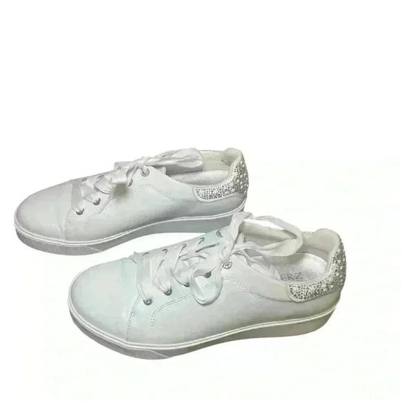 Neutralizer Morrison Bliss Bridal Sneakers White Lace-Up Size 10W Pearls Gems - Picture 5 of 7